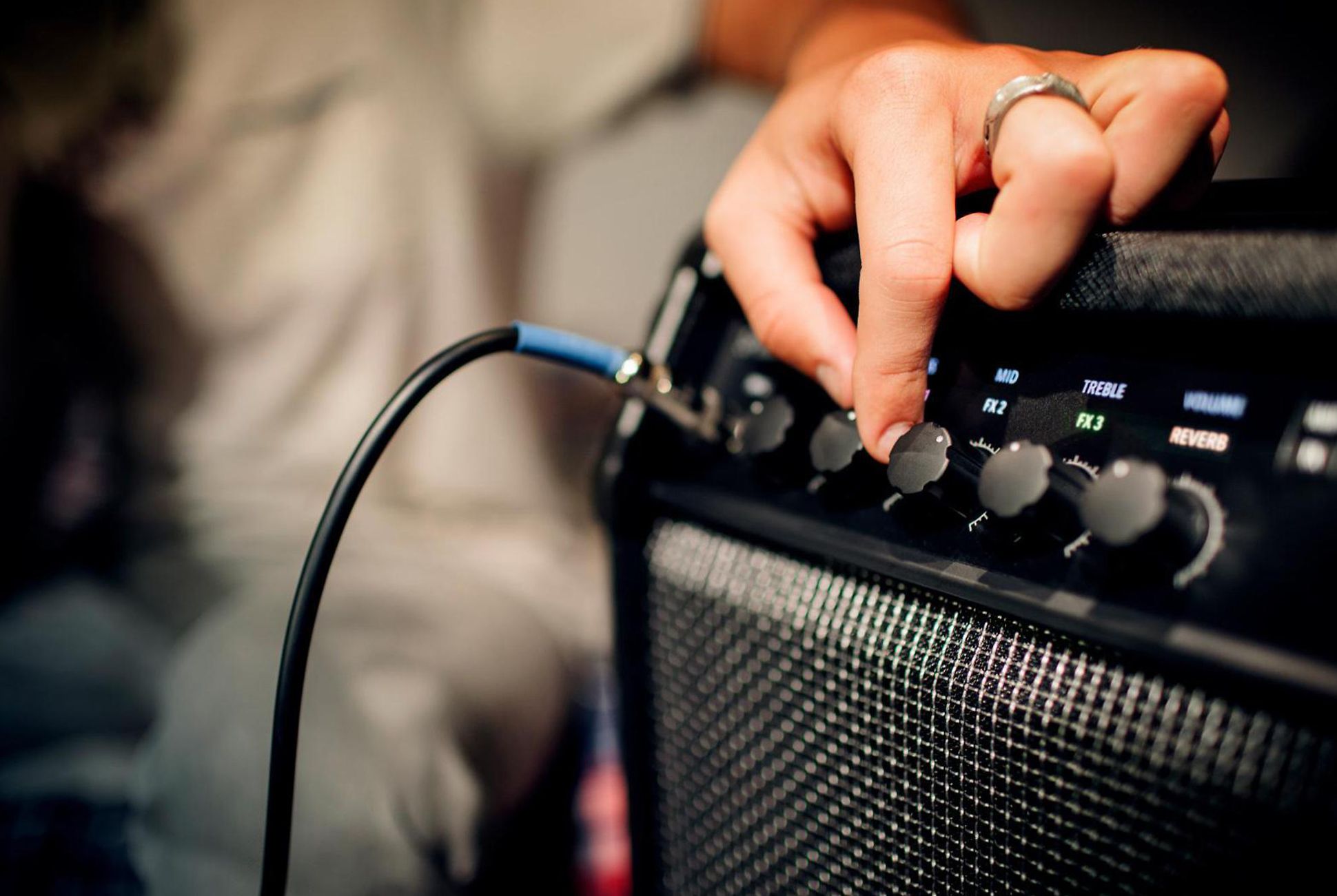 Best Guitar Amps For Beginners Gear Patrol Lead Full