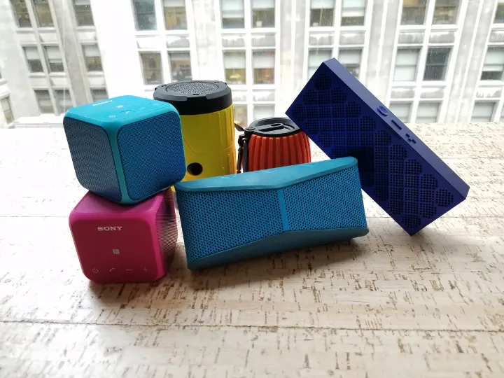 bluetooth speakers under 2000