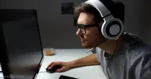 best gaming headsets for glasses wearers